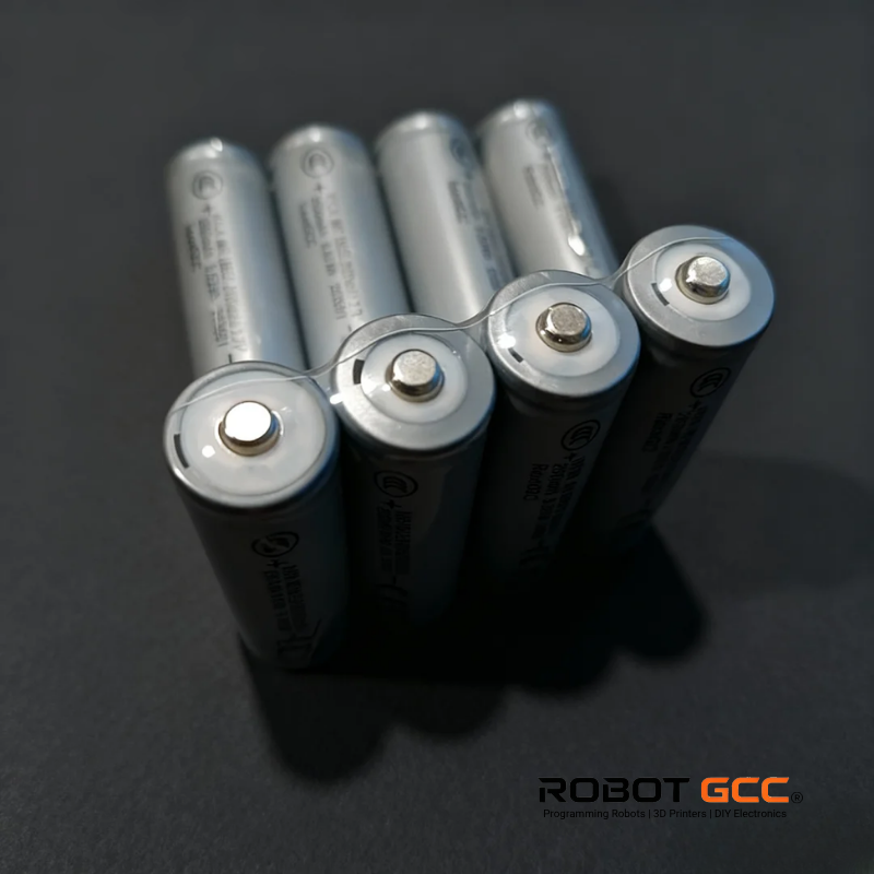 Six silver batteries arranged in two rows on a dark background with 'ROBOT GCC' branding.